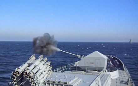 俄羅斯黑海艦隊2月15日在黑海進行軍事演習，已導致俄、烏黑海域船運明顯受影響，如今俄烏開戰，情況可能更惡化。（歐新社）