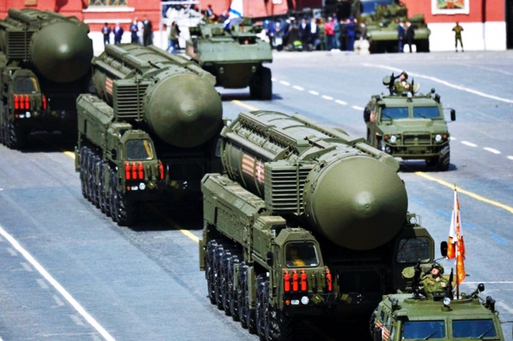 莫斯科的核武包括多枚能夠直接威脅美國、歐洲本土的洲際彈道導彈（ICBM）、潛射彈...