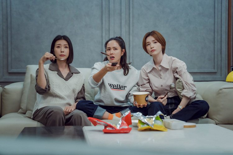 韓劇「三十九」以女性閨蜜題材切入，探討人生各種課題。 圖／NETFLIX提供