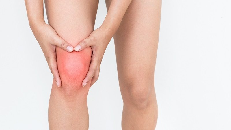 膝蓋痛並不是年紀大才容易發生，臨床上的膝蓋痛出現在各年齡層，原因也非常多樣複雜。