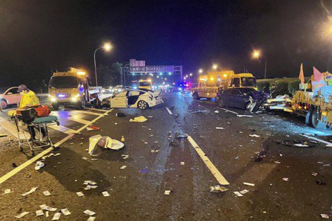 國3大溪特斯拉、BMW、工程車車禍　3車撞擊釀1死2傷