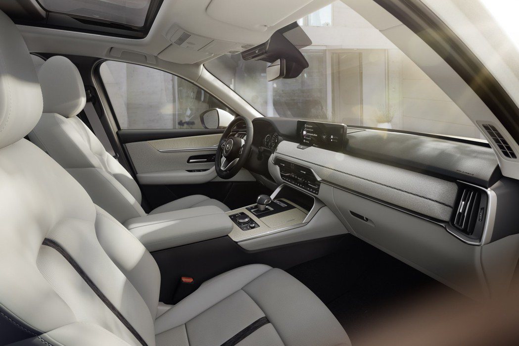 CX-60高質感內裝的導入，提升了整體車艙氛圍。 圖／摘自Mazda