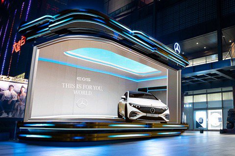 影／Mercedes-EQ純電豪華旗艦EQS裸視3D！將於台中、高雄限時登場