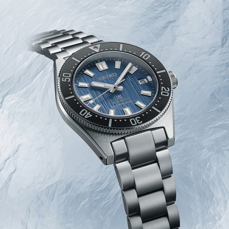 Seiko Prospex「Save the Ocean」系列SPB297J1腕表，精鋼表殼與表鍊，約1,300歐元。圖／Seiko提供