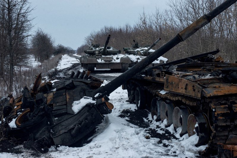 图为乌克兰境内被毁的俄军战车。（路透）(photo:UDN)