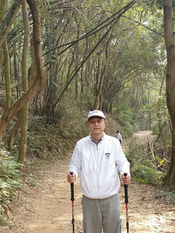 陳俊賢退休後一周爬山3到5次。 圖／陳俊賢提供