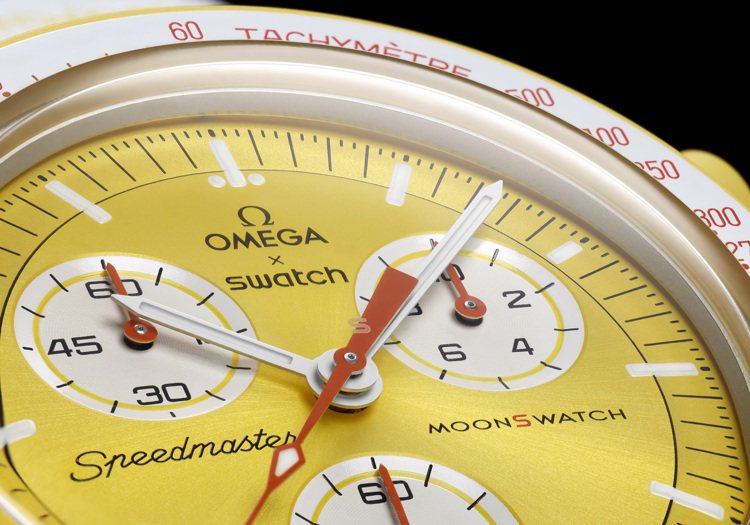 全新的SWATCH X OMEGA MoonSwatch表，各項細節都很到位，因此受到消費者的期待。圖／SWATCH提供