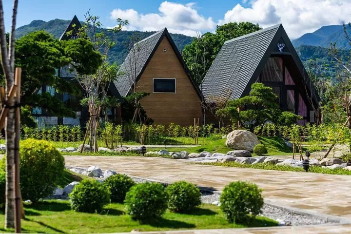 晨風星語民宿採日式木屋風格，營造猶如置身在日本的度假風情。 圖／微風星語 提供