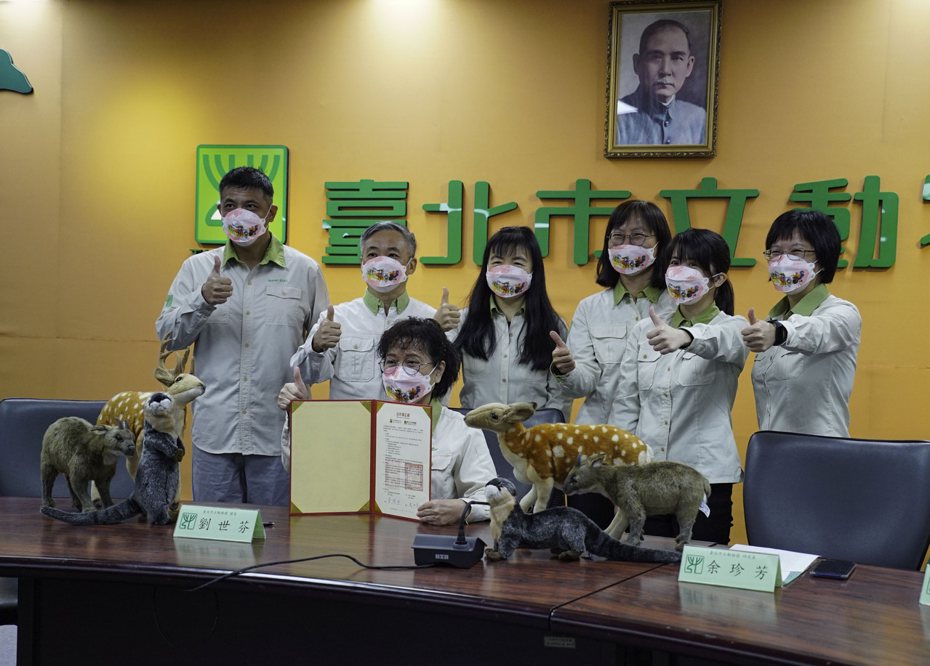 畜試所與臺北動物園續簽MOU共同點亮珍稀物種保種。圖／動物園提供