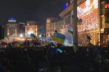 八年前的烏克蘭《獨立廣場》，勇敢、詩意且高明的影像作品