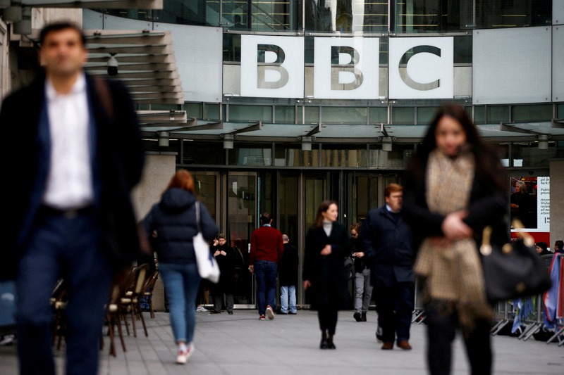 BBC自2008年停止持續76年的短波國際廣播，卻在這場突發的俄烏戰事中，BBC重新開始短波國際廣播。路透