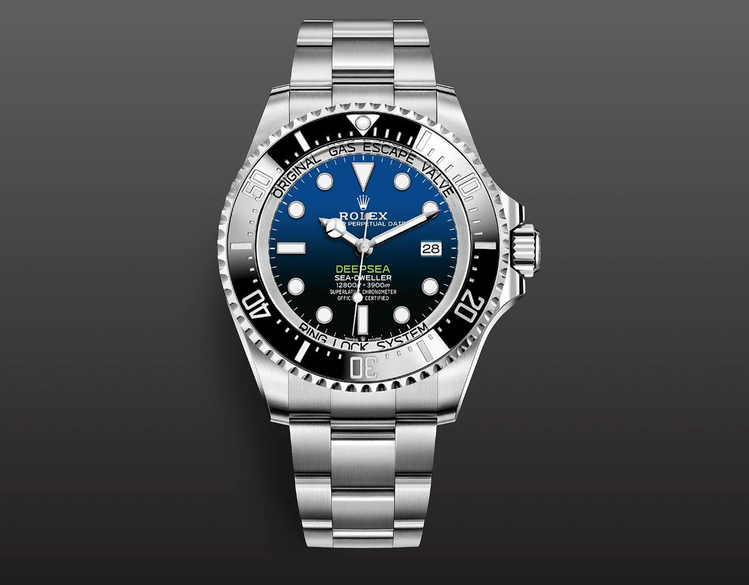 新款的勞力士「海使」Deepsea Sea-Dweller腕表，再度挑戰3,900米的強悍防水性能。圖 / 翻攝自勞力士官方網站