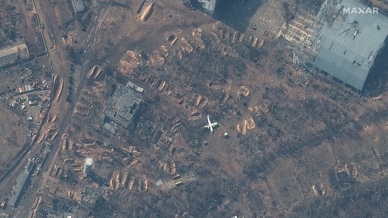 卫星影像显示，俄军已经撤离位于基辅西北方28公里处的安托诺夫机场（antonov airport）。路透(photo:UDN)