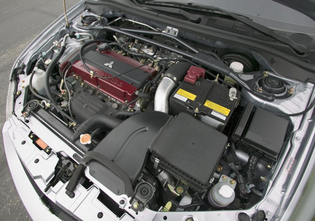 Mitsubishi Lancer EVO上的4G63引擎也是一代銘機。 摘自M...