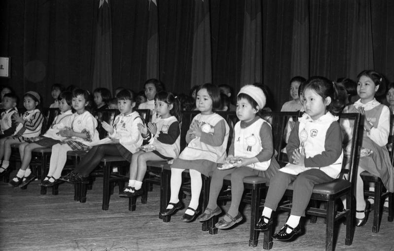 1968年4月4日，台北市各界舉行慶祝兒童節大會，圖為兒童節大會上的「主席團」。圖／聯合報系資料照片