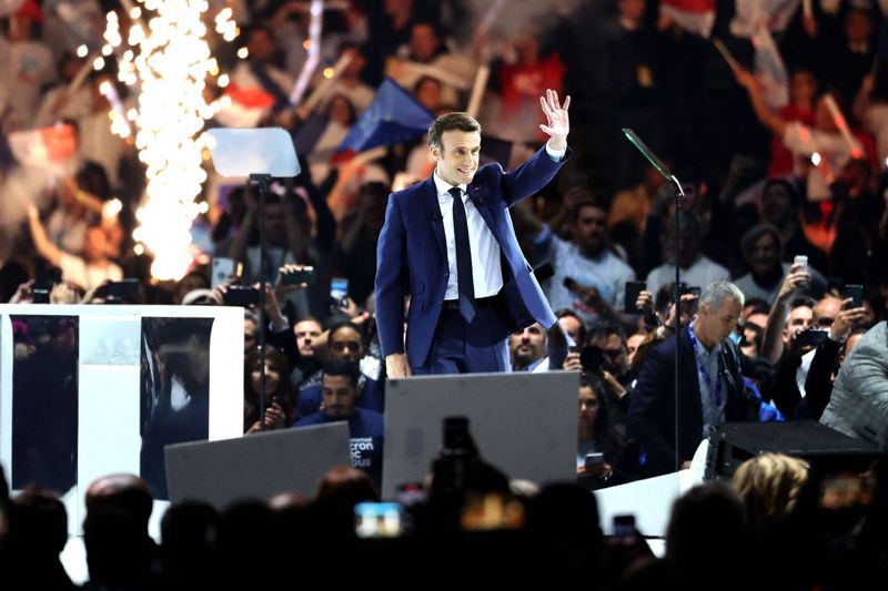 法國總統馬克宏4月2日在巴黎市郊的拉德芳斯體育館，出席本屆選舉中他的第一次大型造勢活動。法新社