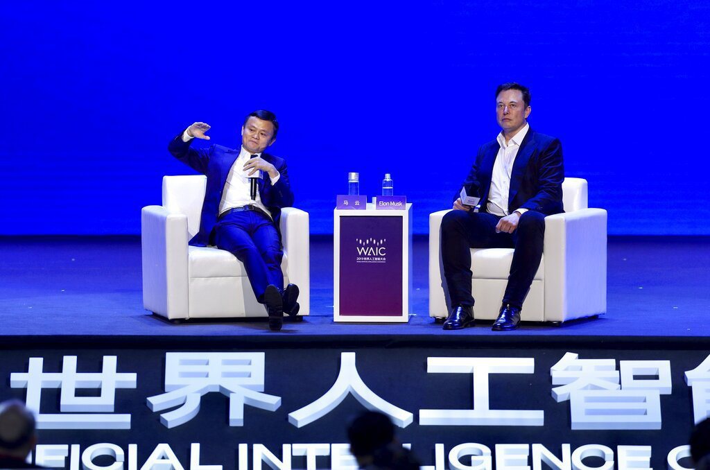 2019年於上海舉行的世界人工智能大會，馬雲與馬斯克對談。 圖／美聯社