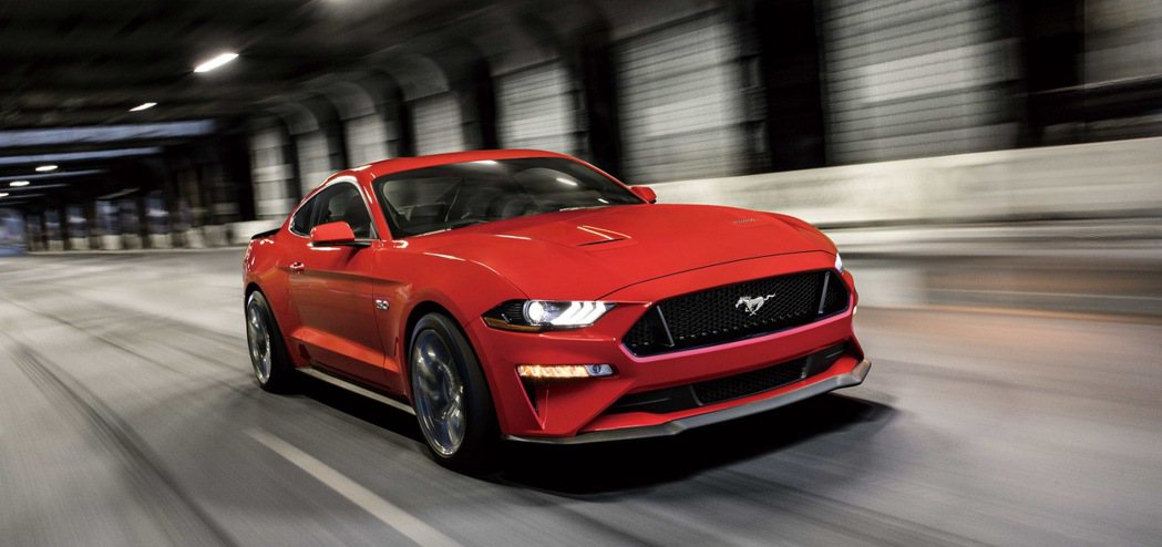Ford Mustang美式經典傳奇，連續7年蟬聯「全球雙門跑車銷售冠軍」。 圖／福特六和提供