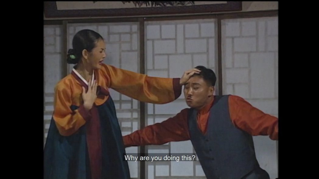 在紀錄片中也多次引用了KBS歷年劇作的「日本人」形象：好色、殘虐、小鬍子，並且在...