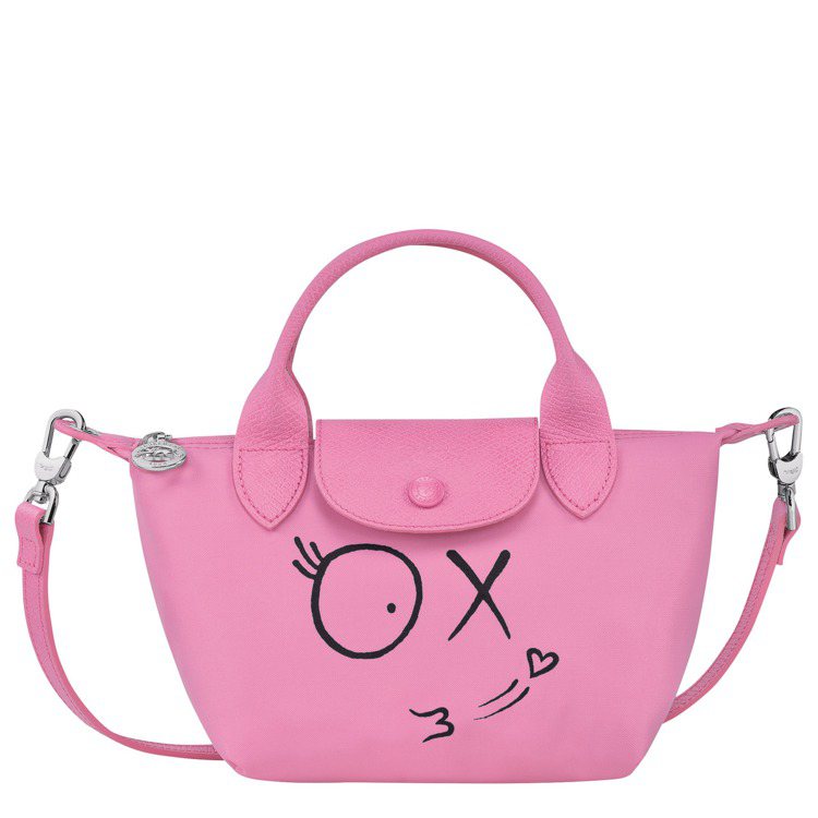 LONGCHAMP & ANDRÉ聯名系列粉紅色迷你手提包，8,700元。圖／LONGCHAMP提供