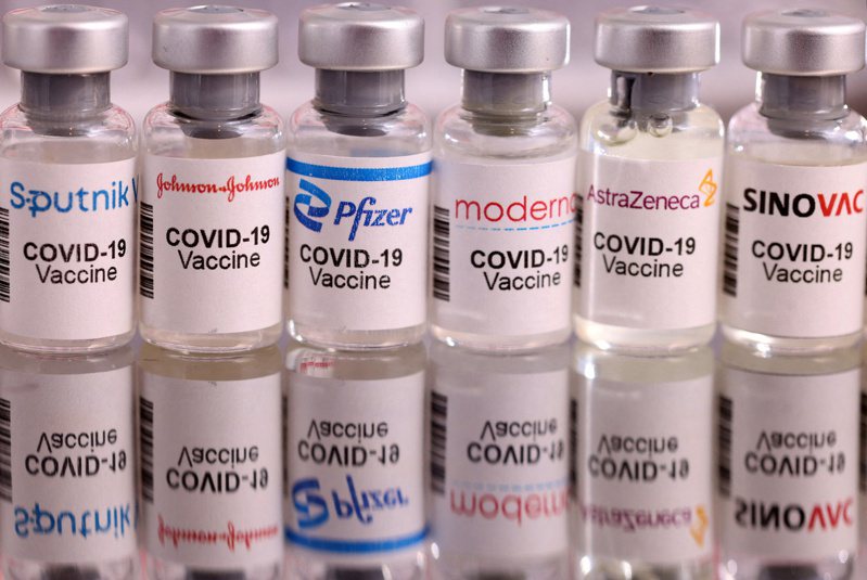 中国大陆近期掀起的疫情，可能暴露了国产疫苗对抗Omicron病毒有效性较差的问题。路透(photo:UDN)