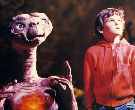 亨利湯瑪斯因「外星人」走紅。圖／摘自imdb