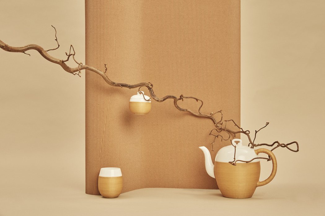 竹絲扣瓷工藝運用在茶器上更顯風雅，也是SHANG XIA招牌作品。圖／美之心提供