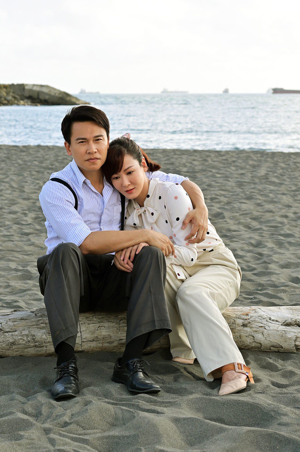 王振復（左）、邱琦雯在「美麗人生」中飾演夫妻。圖／台視提供
