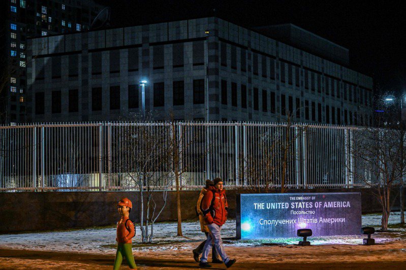 美国今年2月14日决定关闭位于基辅的使馆，并将剩下的外交人员暂时迁往利维夫。法新社(photo:UDN)