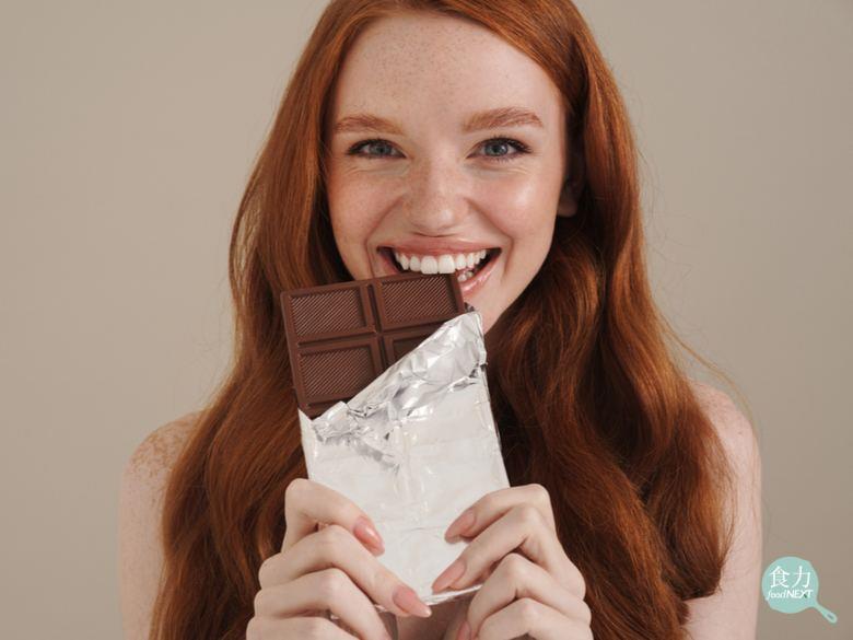 科學家發現85%的黑巧克力，對於情緒確實有所幫助。