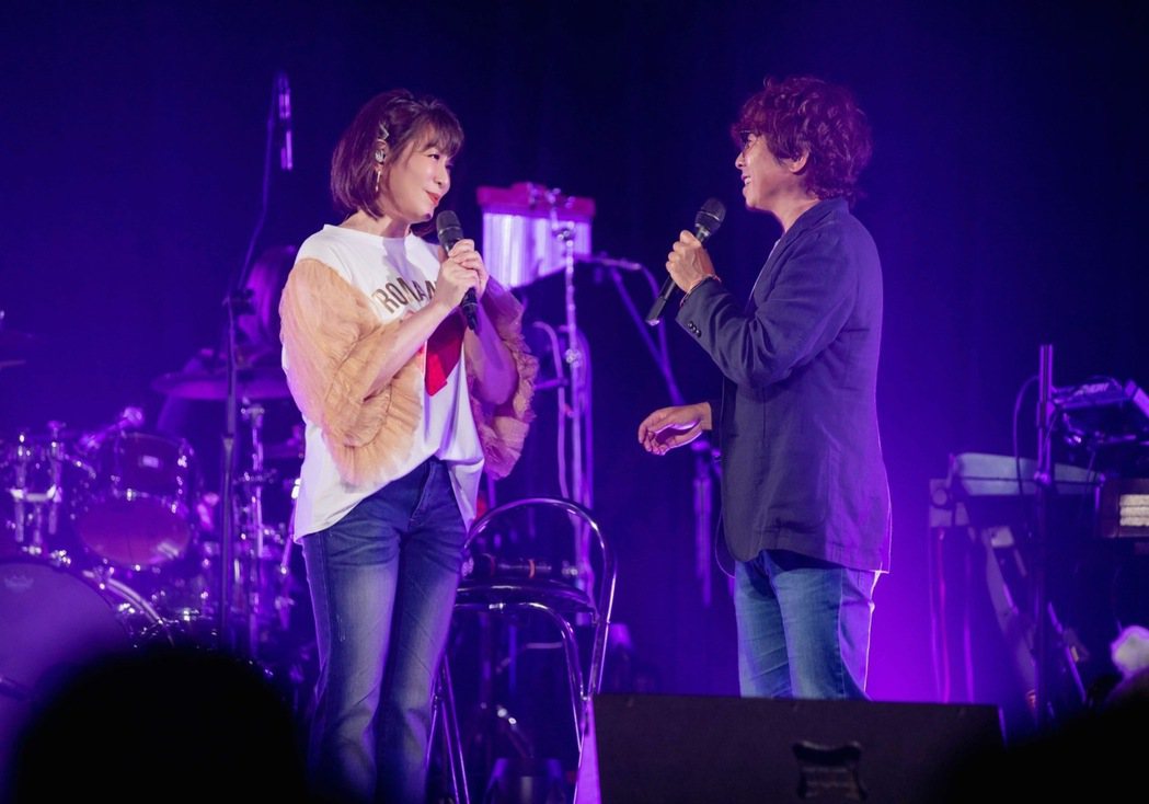 郭蘅祈(右)上個月邀請趙詠華擔任演唱會嘉賓。圖／祈菩行提供