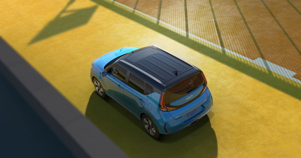 新年式Kia Soul美規車型新增雙色車頂，還增加了兩款新車身塗裝。 摘自Kia