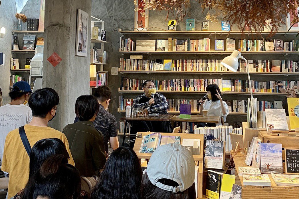 青鳥書店從2016年在華山園區二樓開設第一家以來，就是友善書業合作社的會員。 圖／青鳥書店提供