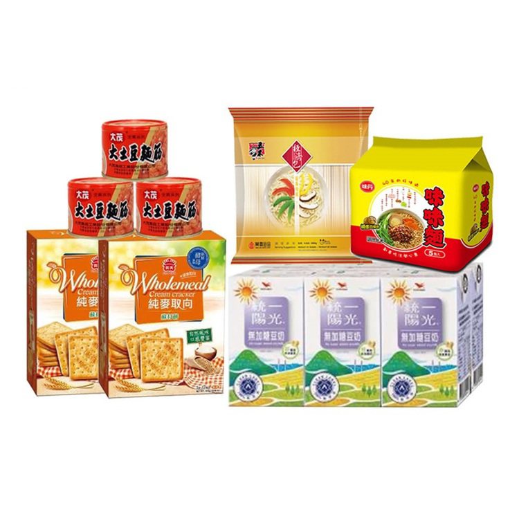 momo購物網推出防疫包「食品關懷箱」，內含土豆麵筋罐頭、豆奶、麵條、泡麵及餅乾，售價499元。圖／momo購物網提供