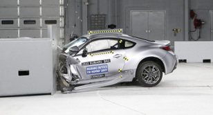 Subaru BRZ和Toyota GR86雙雙得到IIHS撞擊測試最高評價！