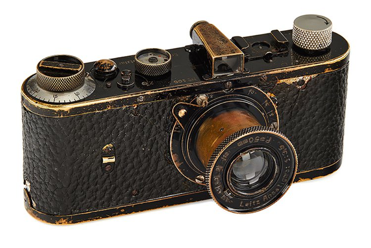 領銜第40屆徠茲相機拍賣會的徠卡0系列原型機序號105，估價約200萬歐元起。圖／徠卡相機提供