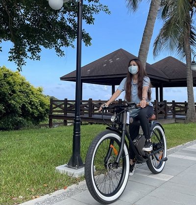自行車徜徉花蓮海岸線，輕鬆自在。 福容花蓮店／提供