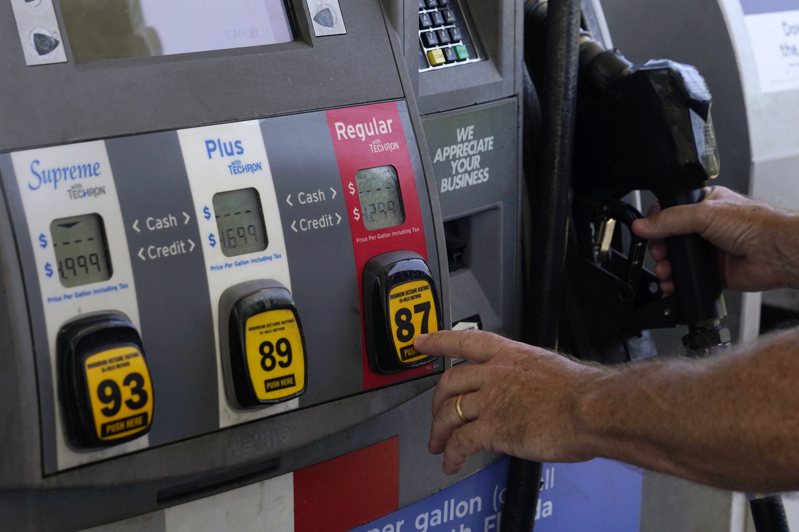 美國汽油價格今天創下歷史新高。美聯社