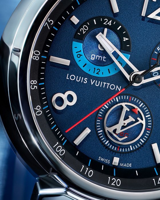 Tambour Outdoor Chronograph Nautical Steel腕表，14萬7,000元，表帶另售。圖／路易威登提供
