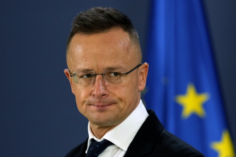 匈牙利外長西亞爾托11日稱歐盟禁運俄油提議將摧毀該國經濟。美聯社