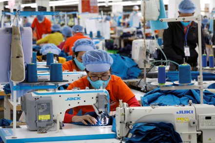 越南今年第1季貿易數據良好，「越南製造」是否超越大世界工廠成熱門議題。路透