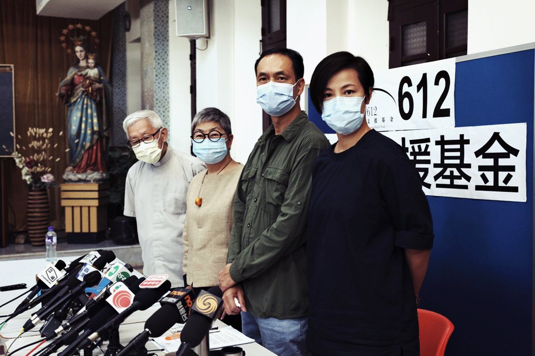612人道支援基金被捕的4名信託人，由左至右：陳日君、吳靄儀、許寶強、何韻詩。 ...