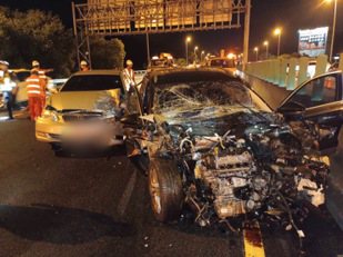國3竹崎段10車連撞釀1死6傷　警調查疑中線道車輛撞車後引連環撞