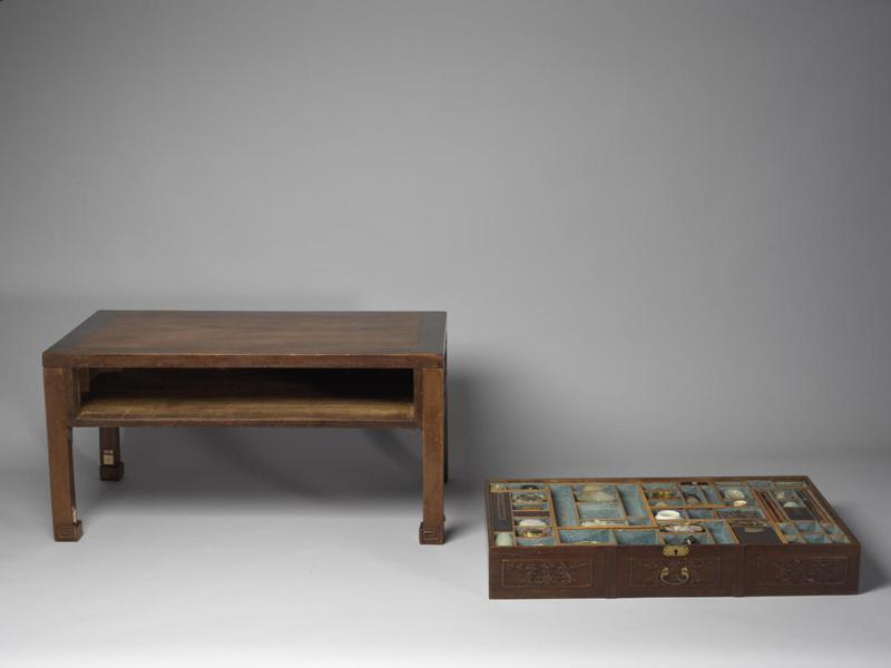 「多寶格的收、納、藏」展出的桌型木匣。圖／國立故宮博物院提供