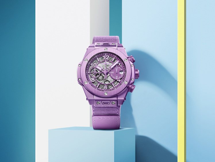 Big Bang Unico Summer夏日限定腕表，42毫米緞面和拋光氧化鋁...