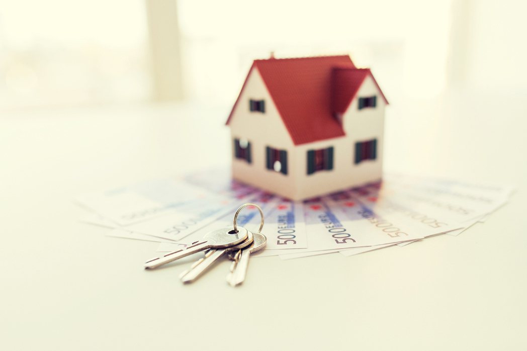 租賃契約關係著房東與房客雙方的權利義務，雙方需照著合約走。 圖／Ingimage