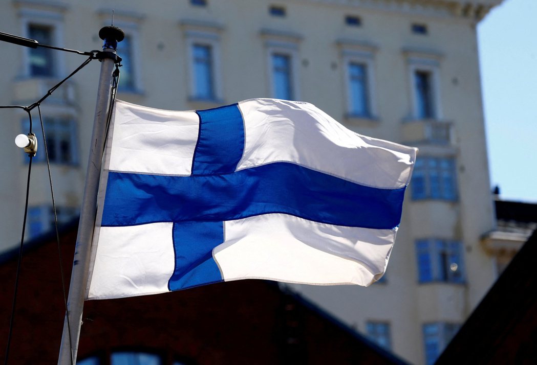 芬蘭總統15日決定申請成為北約（NATO）會員國後，國會17日以壓倒性票數通過加...