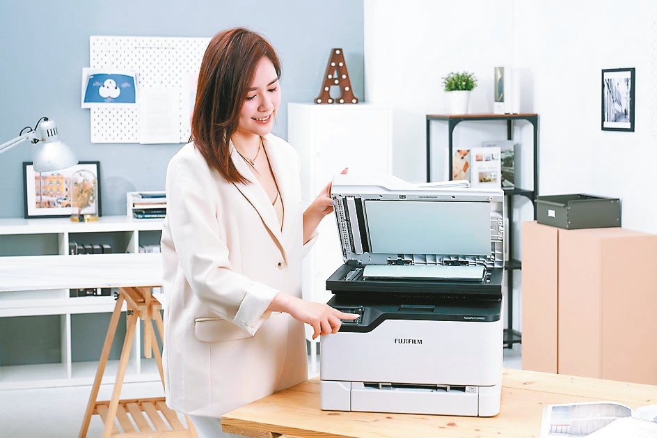 富士印表機推出8款精巧外型、平價高規新機。台灣富士軟片資訊／提供