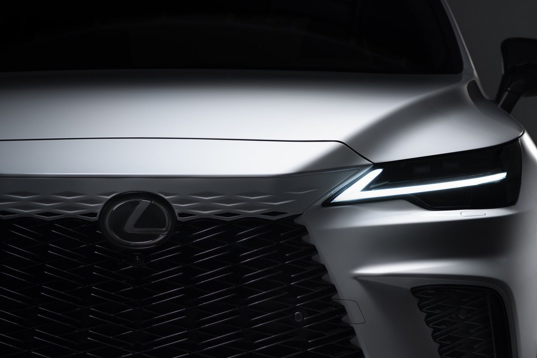 搶先曝光部分車頭 LEXUS第五代RX將於6月1日發表