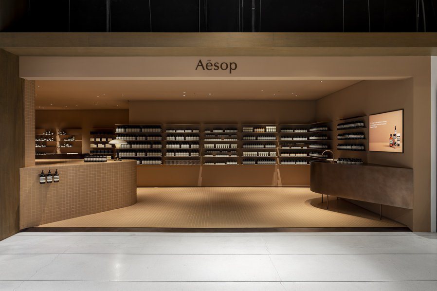 Aesop誠品信義店新登場，靈感來源為台灣傳統澡堂。 圖／Aesop提供
